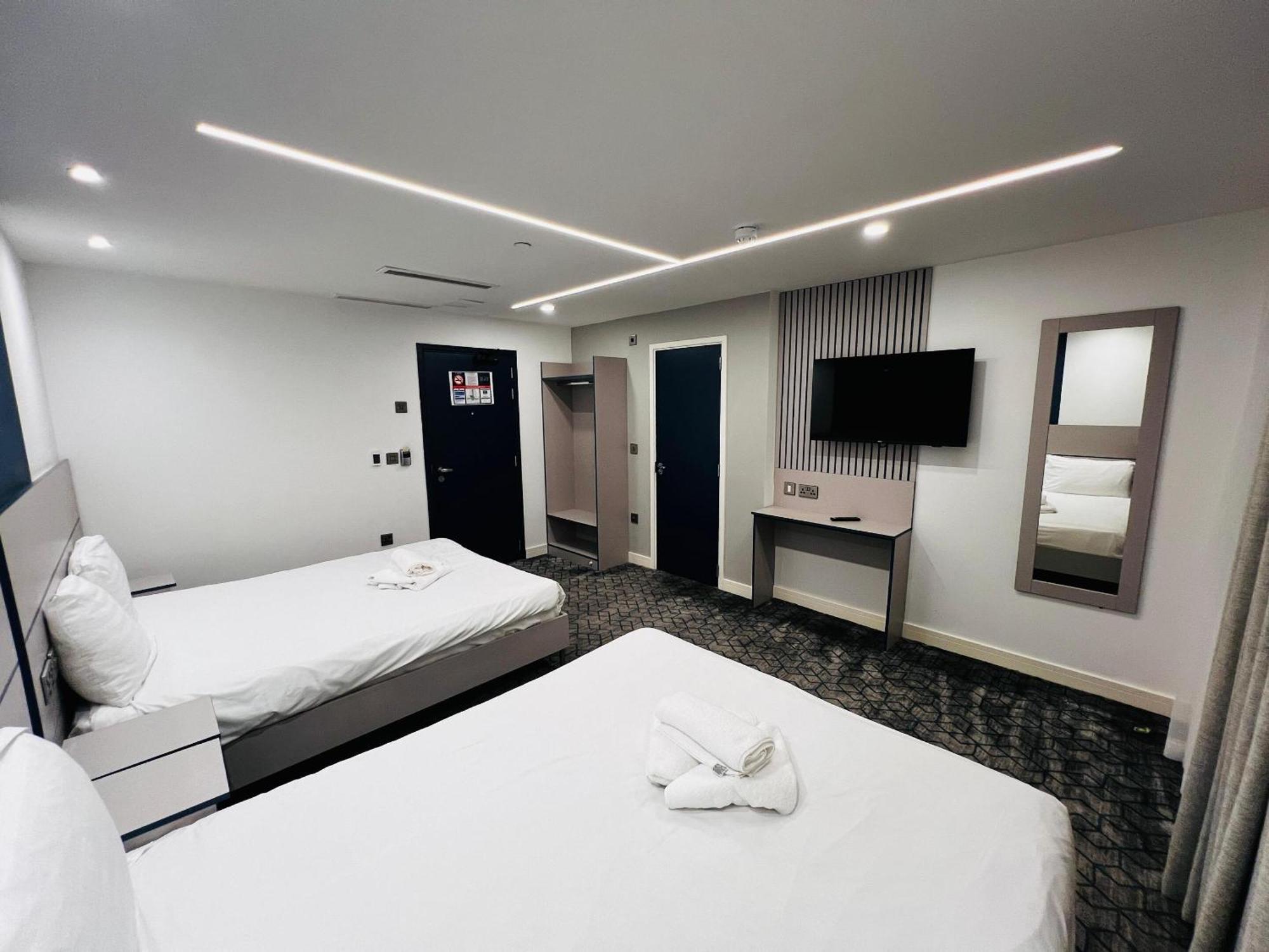 Ilford Grand Hotel 外观 照片